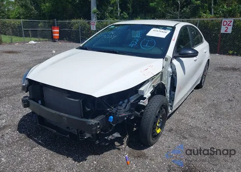 2022 Kia Forte Gt из США, поврежденный, VIN 3KPF44AC2NE462637